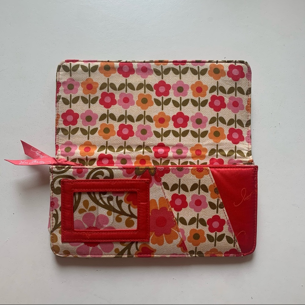 Vera Bradley wallet floral